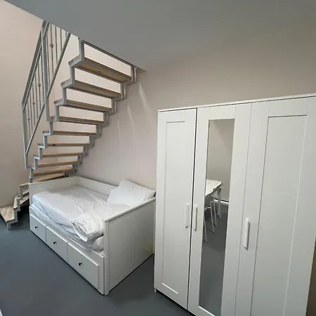 Iza-szondi Homes Appartement *
