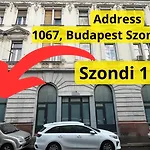 아파트 Iza-szondi Homes *